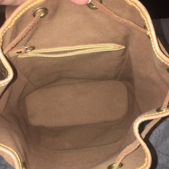 Louis Vuitton Montsouris MM backpack - Picture 5 of 8